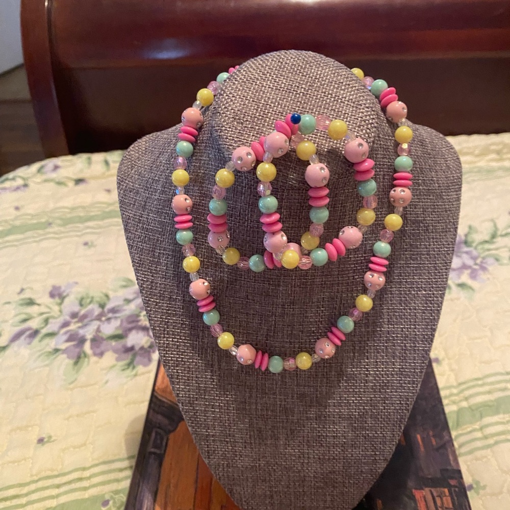 Colorful Beaded Necklace and Bracelet Set